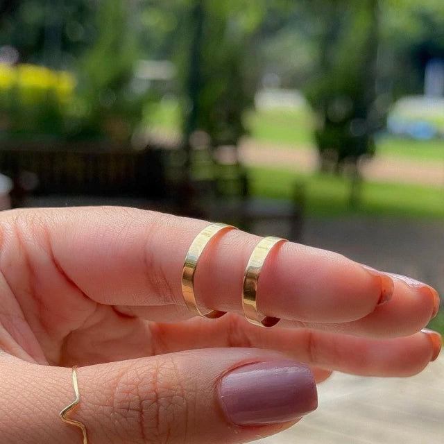 Aliança classic quadrada 3mm ouro 18k