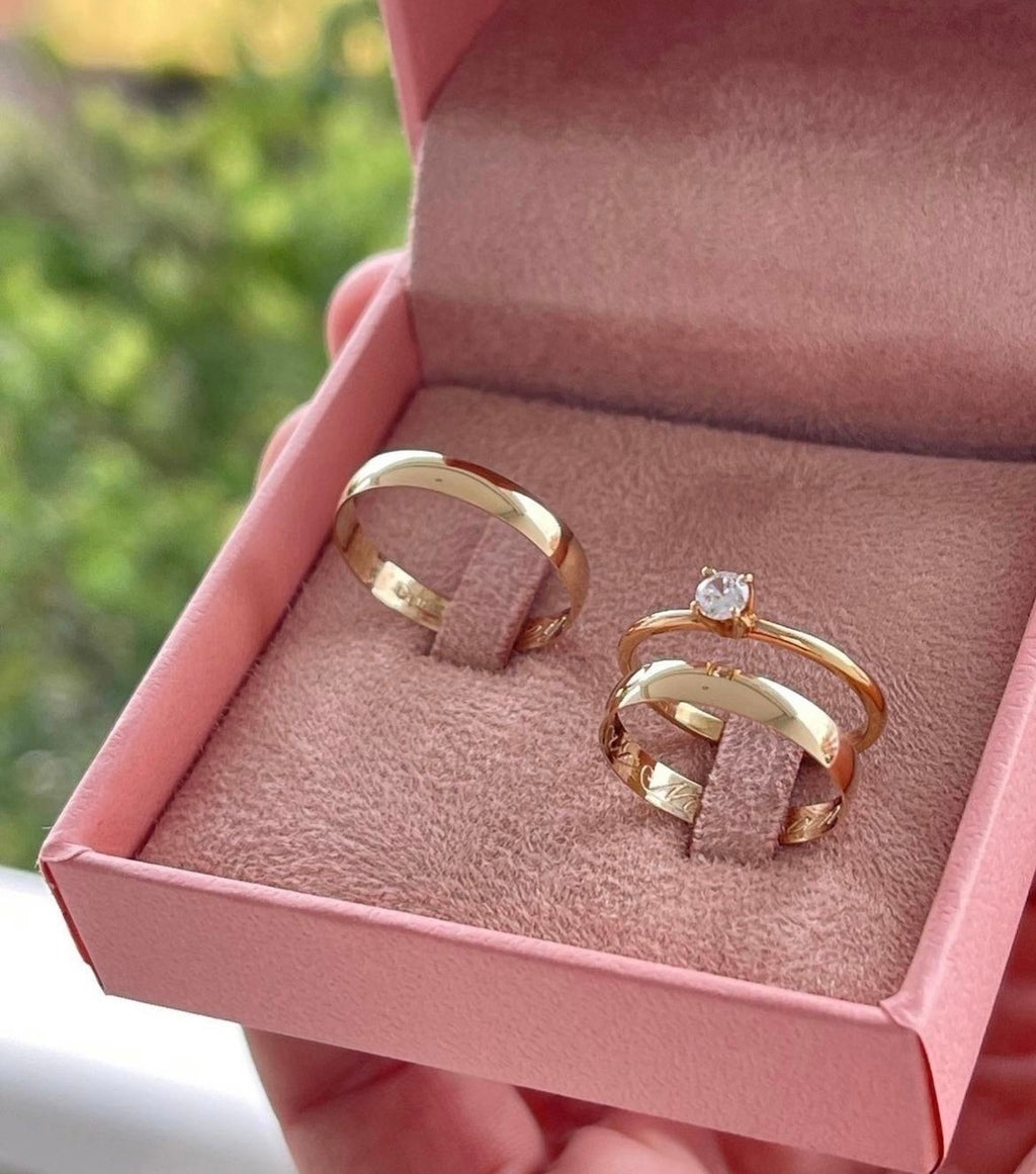 Aliança abaulada 4mm com solitário ouro 18k