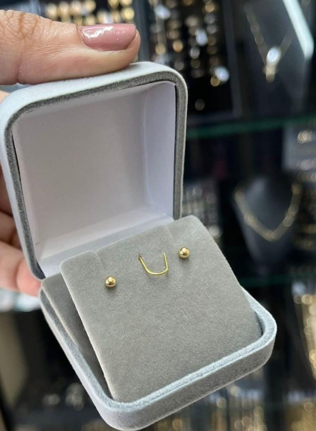 Brinco bolinha baby ouro 18k