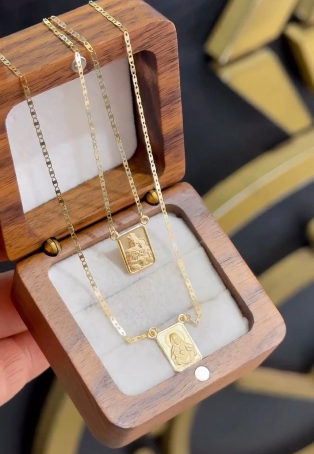 Escapulário ouro 18k