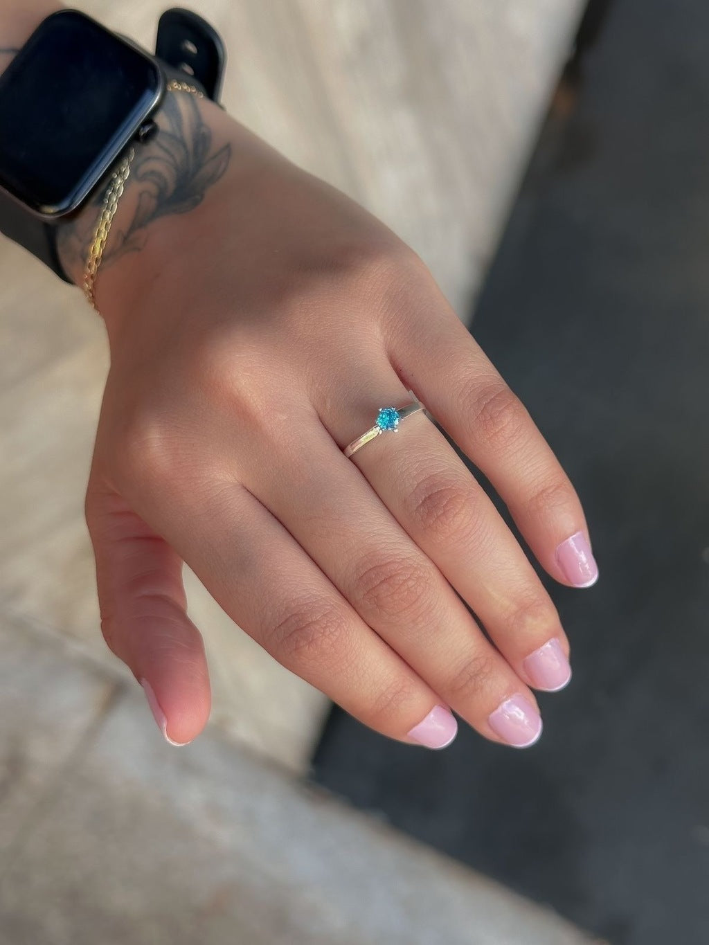 Anel solitário azul prata 925