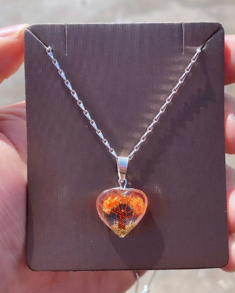 Colar orgonite laranja prata 925