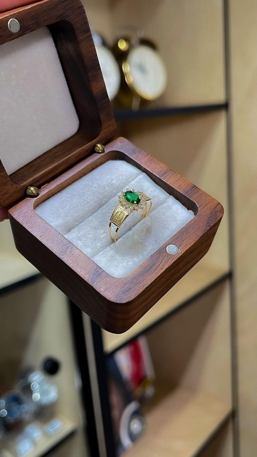 Anel formatura medicina ouro 18k