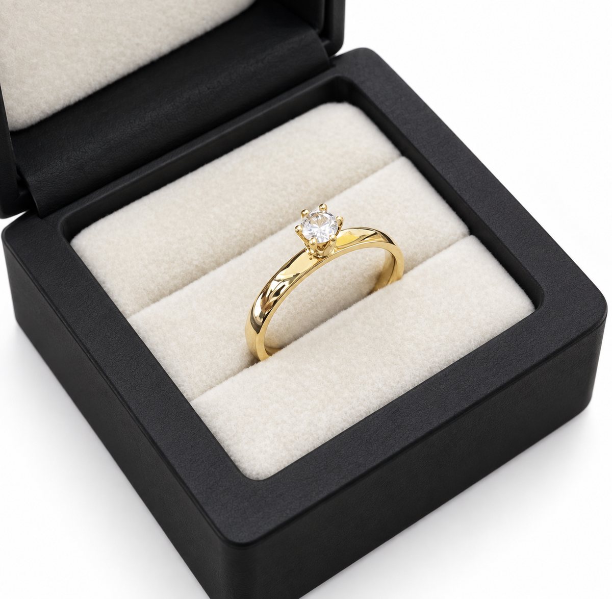 Anel solitário lov ouro 18k