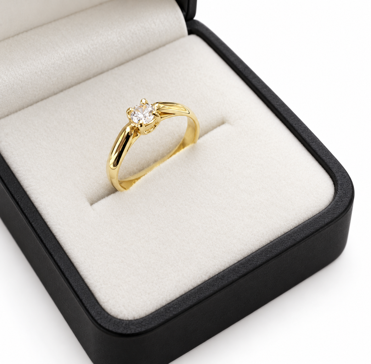 Anel solitário unic ouro 18k