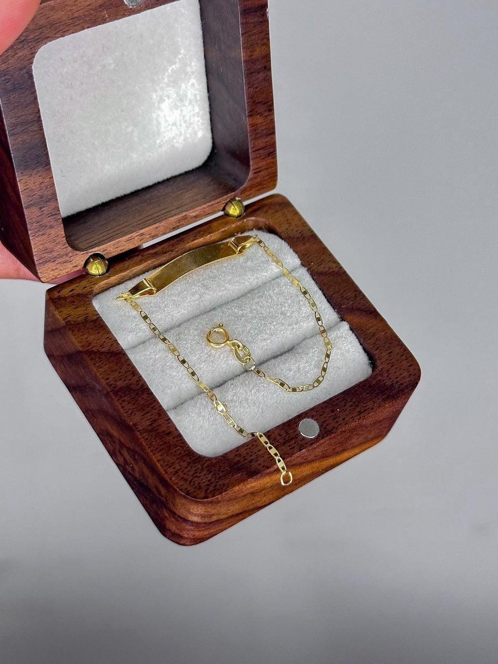 Pulseira piastrini baby ouro 18k