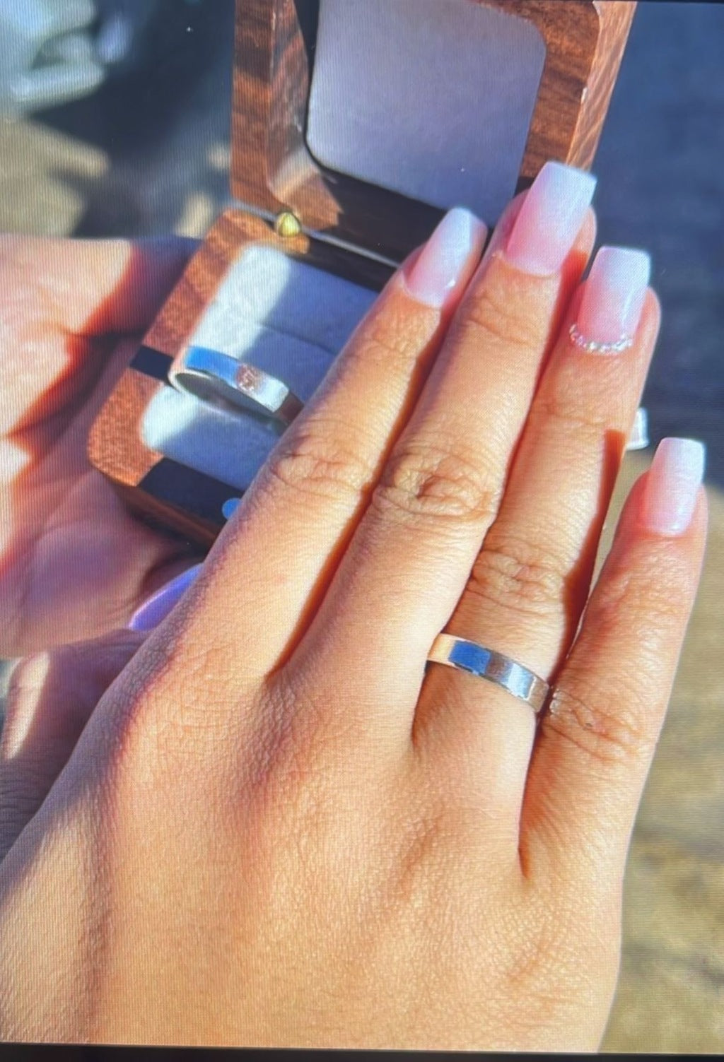 Aliança chanfrada 4mm prata 925