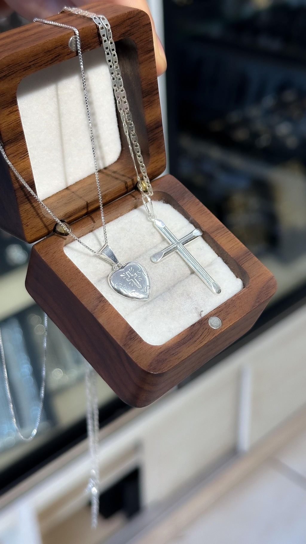 Conjunto colares cruz prata 925