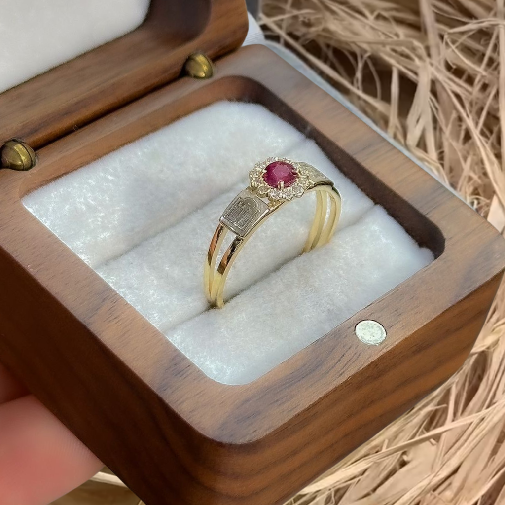 Anel de formatura redondo direito ouro 18k