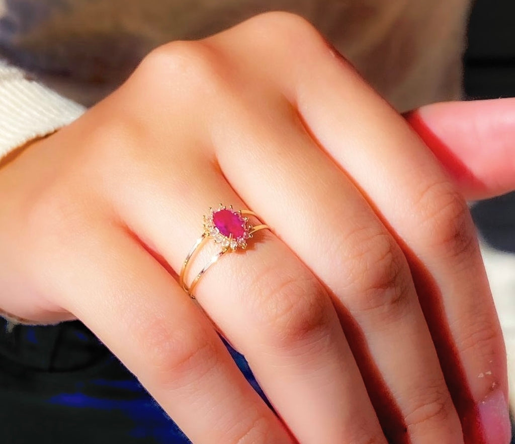 Anel formatura direito ouro 18k