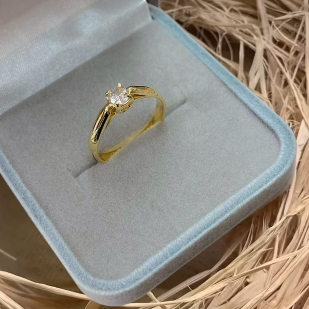 Anel solitário unic ouro 18k