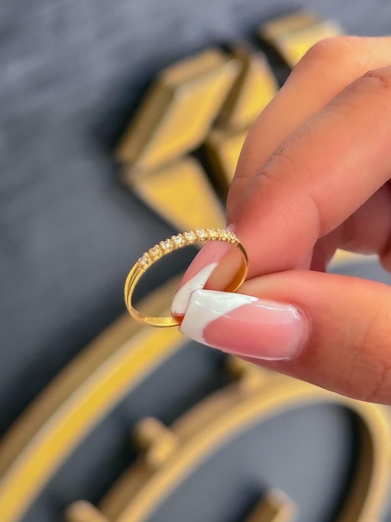 Anel aparador cravejado ouro 18k