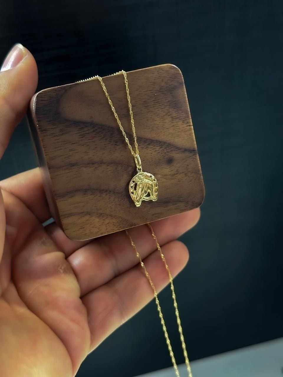 Colar Singapura ouro 18k com pingente