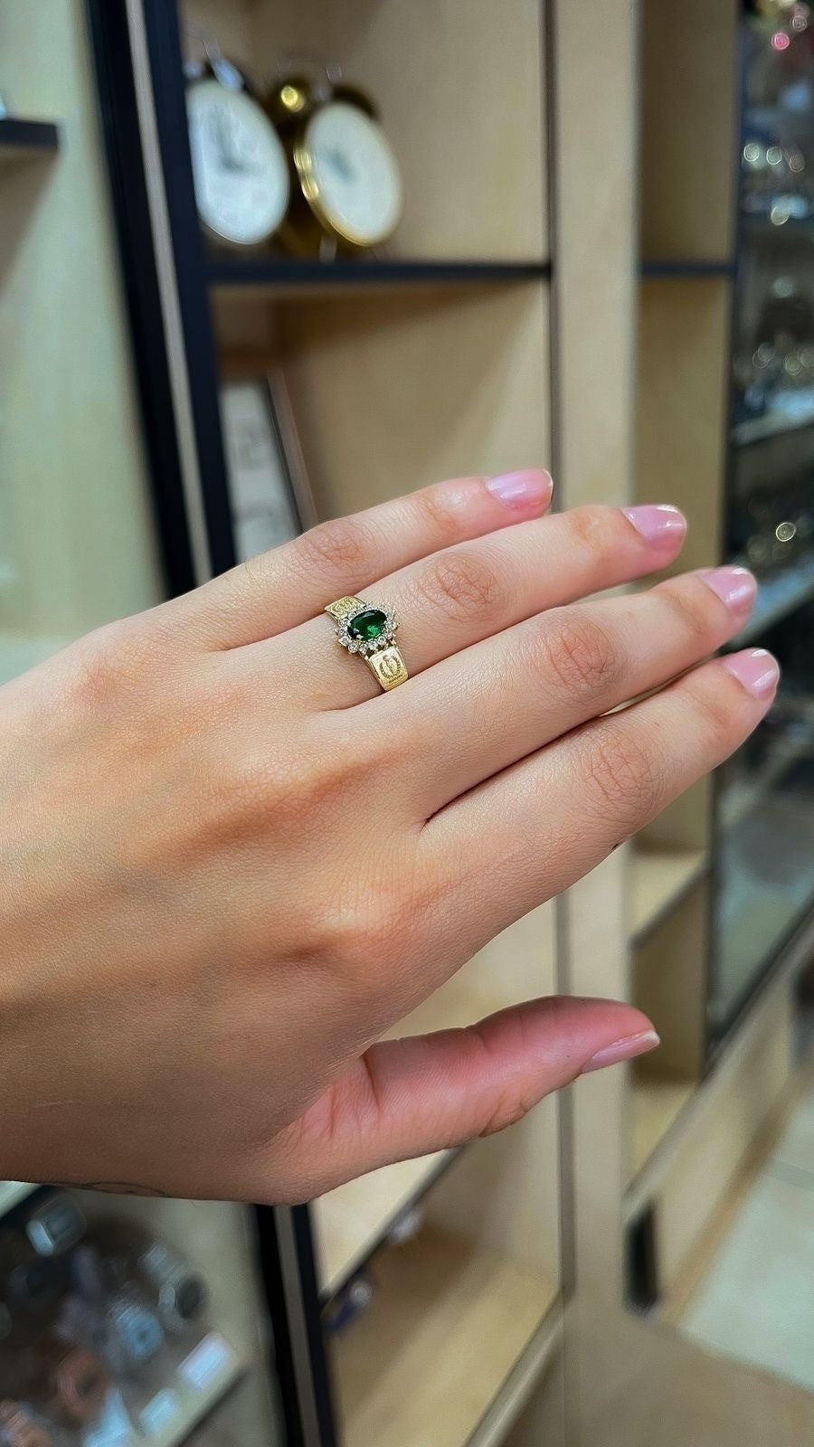 Anel formatura medicina ouro 18k