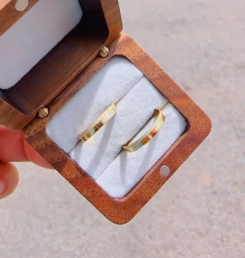 Aliança infinit ouro 18k 3mm